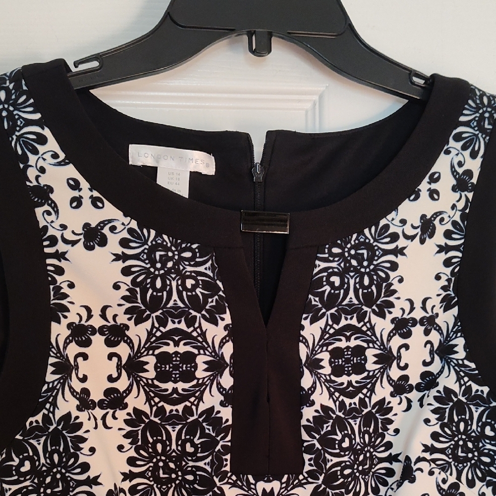 London Times Black and White Floral Mini Dress - Picture 4 of 5